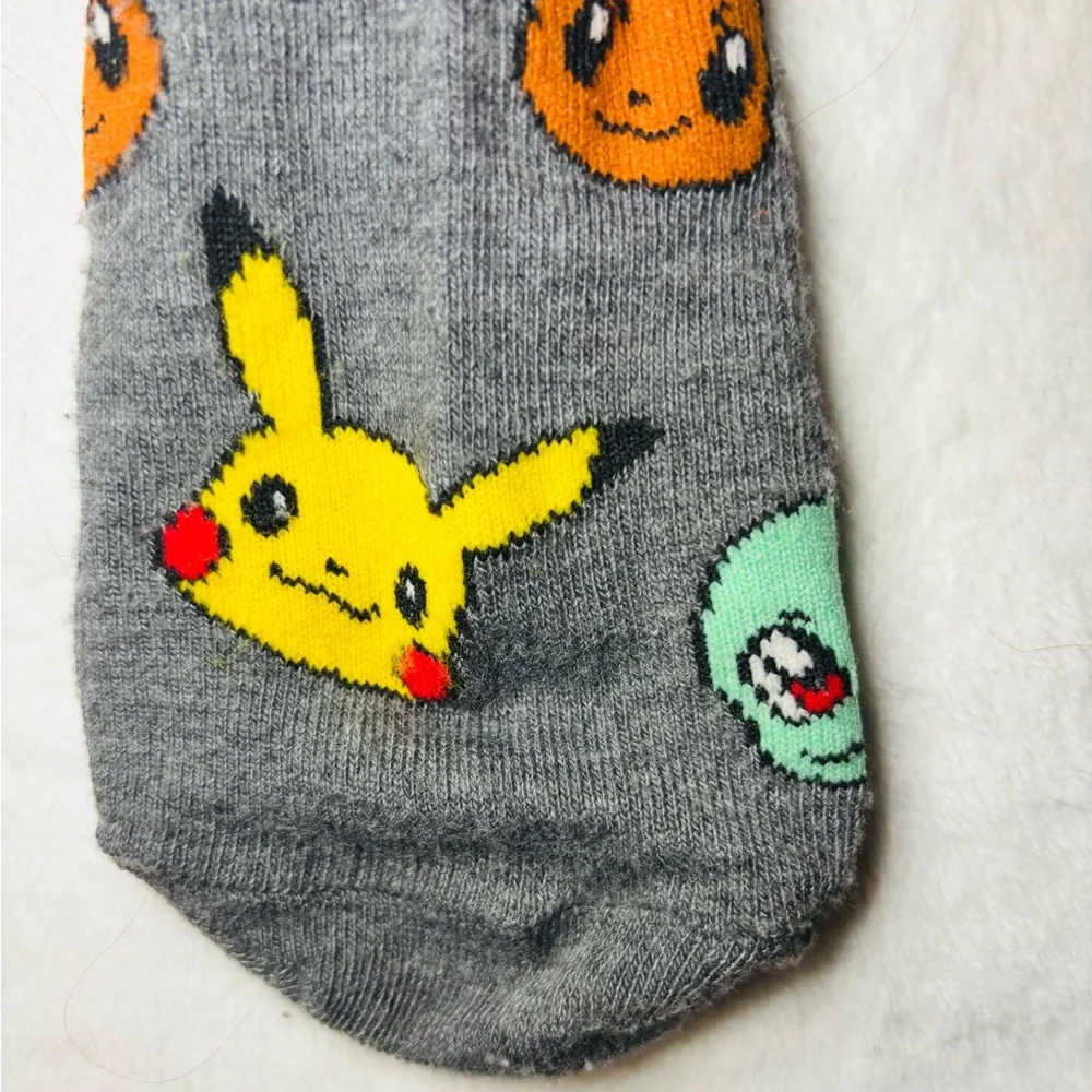 Pokémon 2018 Gray Character Crew Socks New with Tags